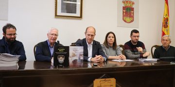 Presentado en Pareja el libro «Alcarria bruja. Historia de la hechicería en Guadalajara y los procesos de la villa de Pareja»