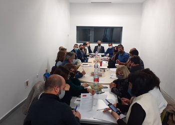 Representantes de empresas y trabajadores negocian un nuevo convenio para el sector de la limpieza de Cuenca