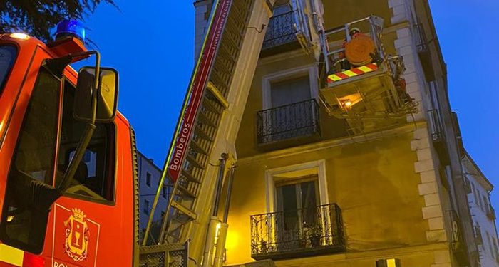 Revisión de cornisas, arreglos en el acerado y calzadas e instalación de señalética: los servicios municipales preparan la Semana Santa en Cuenca 1 Revisión de cornisas, arreglos en el acerado y calzadas e instalación de señalética los servicios municipales preparan la Semana Santa en Cuenca