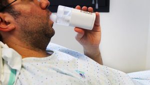 Una prestigiosa revista científica publica un estudio multicéntrico realizado en Castilla-La Mancha para disponer de un fármaco antiviral contra la COVID