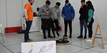 Cerca de una veintena de centros educativos de Guadalajara participan en la II Feria Escolar de la Ciencia, que este año cuenta con un planetario