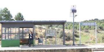 Ciudadanos critica el conchaveo entre Page y el Ministerio para abandonar la vía ferroviaria y el tren de Cuenca