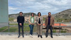 Cuencadiseño presenta sus trabajos a la viceconsejera de Cultura y Deportes