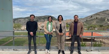 Cuencadiseño presenta sus trabajos a la viceconsejera de Cultura y Deportes