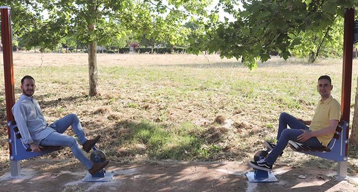 El Ayuntamiento de Cabanillas instala una quincena de aparatos biosaludables en un nuevo «circuito para mayores» en El Mirador 1 El Ayuntamiento de Cabanillas instala una quincena de aparatos biosaludables en un nuevo «circuito para mayores» en El Mirador