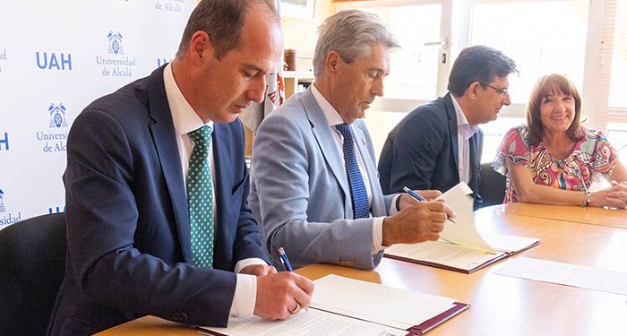 El Ayuntamiento de Guadalajara extiende la tarjeta transporte a todo el alumnado de la UAH