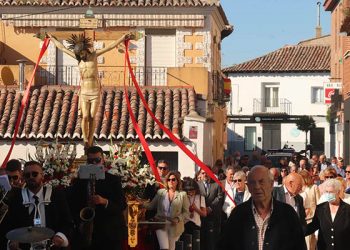 El Cristo de Cabanillas regresa a las calles tres años después