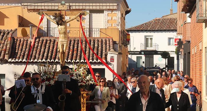 El Cristo de Cabanillas regresó a las calles, tres años después