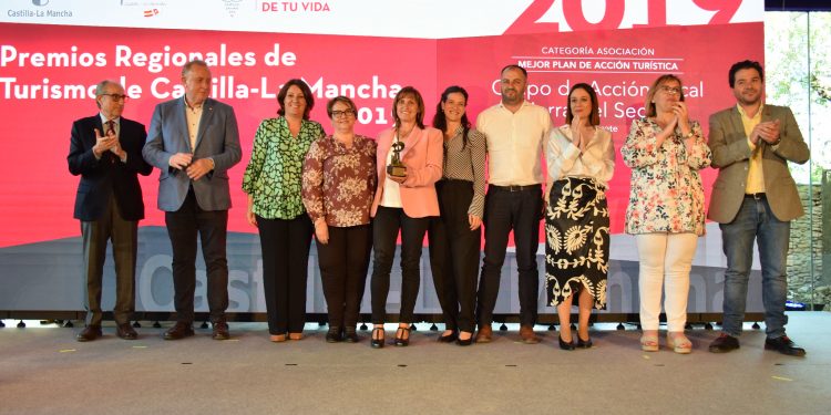 El Gobierno de Castilla-La Mancha distingue el turismo y la gastronomía como los grandes embajadores de la región