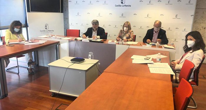El Gobierno de Castilla-La Mancha inicia la información pública y el proceso participativo de la Ley de Atención a la Infancia en la región 1 El Gobierno de Castilla-La Mancha inicia la información pública y el proceso participativo de la Ley de Atención a la Infancia en la región