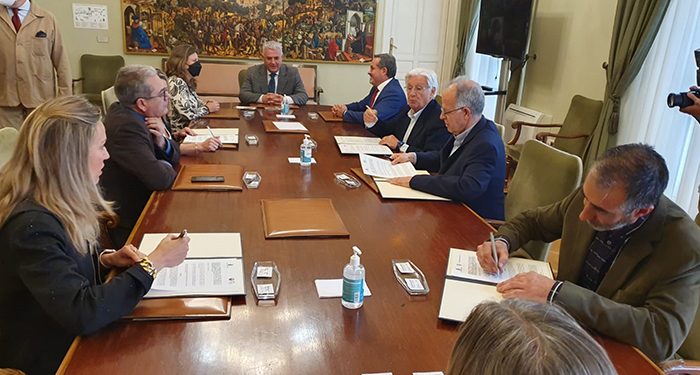 El Gobierno regional destina 30,6 millones de euros a los cinco Grupos de Acción Local de la provincia de Guadalajara 1 El Gobierno regional destina 30,6 millones de euros a los cinco Grupos de Acción Local de la provincia de Guadalajara