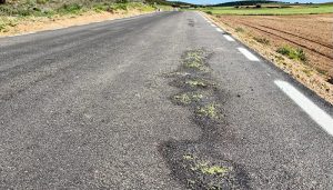 El PP alerta sobre la peligrosidad y deterioro de la CM-3009 tras el deficiente arreglo de la Junta