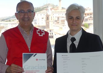 El restaurante La Terraza del Hotel Alfonso VIII dona 1.232 euros a la campaña “Ucrania nos Necesita” de Cruz Roja Cuenca El restaurante La Terraza del Hotel Alfonso VIII dona 1.232 euros a la campaña “Ucrania nos Necesita” de Cruz Roja Cuenca