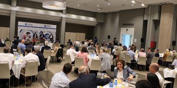 Empresarios descubren las “Claves para convertir en oportunidad este complicado 2022” en un nuevo desayuno económico de CEOE-Cepyme Guadalajara