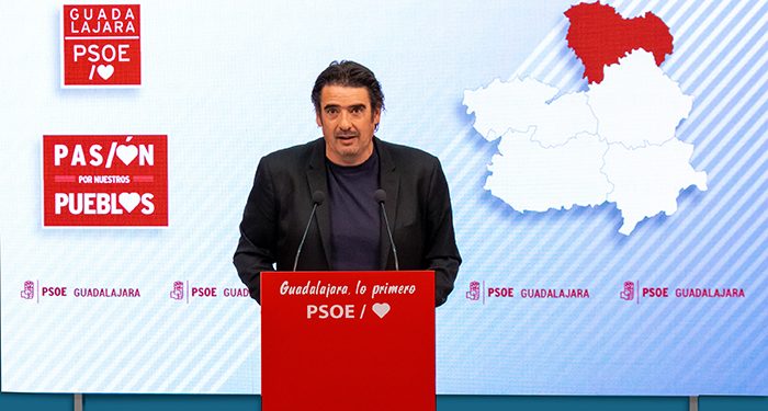 Esteban estima que la rebaja de la factura de la luz aprobada por el Gobierno podrá beneficiar a cerca de 40.000 hogares en Guadalajara
