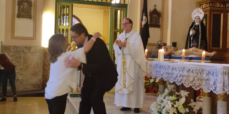 La Congregación impuso las Veneras y homenajeó a los mayores