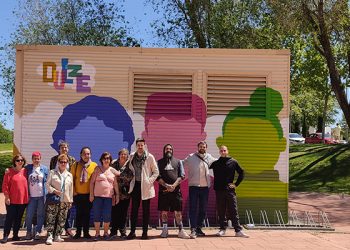 La Asociación Minerva de Guadalajara inaugura un mural sobre diversidad en el Parque de Adoratrices