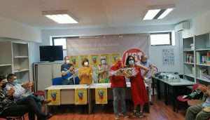 La asociación “Mundo laboral” integrada por miembros de la Unión de Jubilados y Pensionistas de UGT en Guadalajara hace entrega de los premios de relato corto “El Mundo del Trabajo”