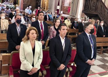 La Corporación municipal de Cuenca asiste a la misa en honor a la Virgen de la Luz y cumplimenta el voto hecho en 1736 La Corporación municipal de Cuenca asiste a la misa en honor a la Virgen de la Luz y cumplimenta el voto hecho en 1736