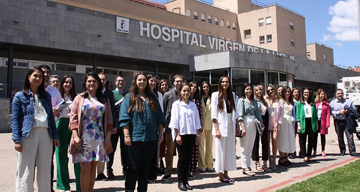 La Gerencia del Área Integrada recupera la Jornada Científica para despedir a los 22 residentes que finalizan su formación en Cuenca