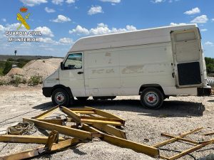 La Guardia Civil detiene a diez personas por robo en una cantera en Algora