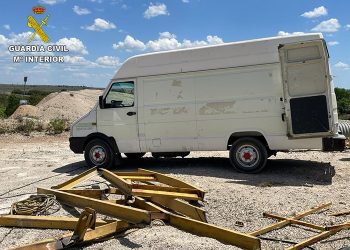La Guardia Civil detiene a diez personas por robo en una cantera en Algora 8 La Guardia Civil detiene a diez personas por robo en una cantera en Algora