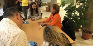 Las Casas Ahorcadas celebran un encuentro virtual con la escritora y subdirectora de El País Berna González Harbour