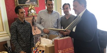 Los alcaldes de Cuenca y Bollène refuerzan los lazos entre las ciudades hermanadas