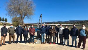 Los alcaldes ribereños del Partido Popular piden a Page que “no exprima más” a los ribereños y le exigen “menos brindis al sol y más realidades”