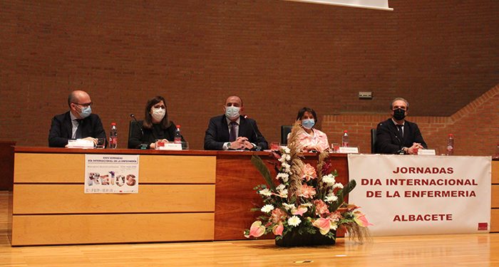 Los profesionales de Enfermería de Castilla-La Mancha han realizado ya cerca de 65.600 recetas de medicamentos y productos sanitarios 1 Los profesionales de Enfermería de Castilla-La Mancha han realizado ya cerca de 65.600 recetas de medicamentos y productos sanitarios