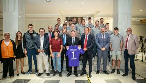 Page felicita a los jugadores del BM Guadalajara por su “brillante temporada” y su ascenso a la Liga ASOBAL