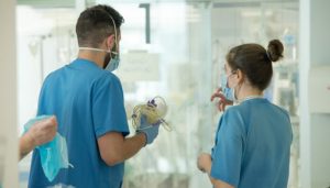 UGT pide al Sescam la regulación de la exención voluntaria de noches