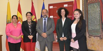 Una delegación de la Universidad Católica de Cuenca en Ecuador visita la UCLM para ampliar líneas de colaboración