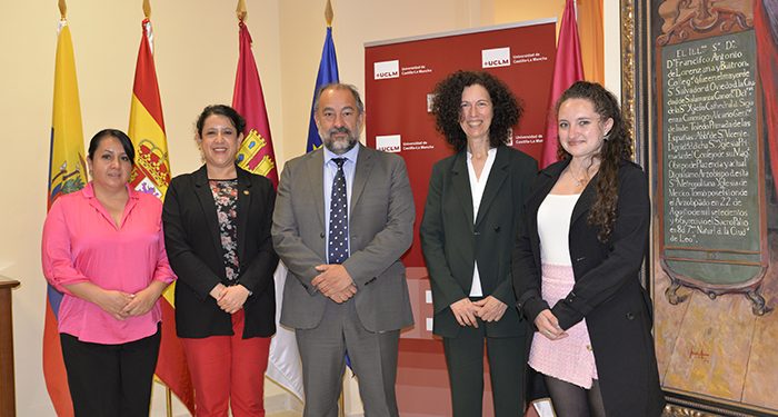 Una delegación de la Universidad Católica de Cuenca en Ecuador visita la UCLM para ampliar líneas de colaboración 1 Una delegación de la Universidad Católica de Cuenca en Ecuador visita la UCLM para ampliar líneas de colaboración