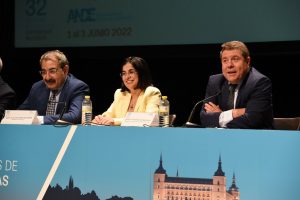 Page anuncia 140 nuevos puestos de trabajo estables en el servicio de Enfermería de Castilla-La Mancha