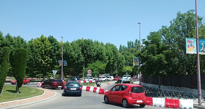 Adjudicadas por el trámite de emergencia las obras en la rotonda del Centro de Recepción de Turistas de Cuenca ante las deformaciones en la calzada 1 Adjudicadas por el trámite de emergencia las obras en la rotonda del Centro de Recepción de Turistas de Cuenca ante las deformaciones en la calzada