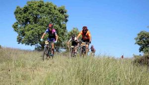 Alejandro Gómez se impone al sprint en la Jadraque MTB III Sendas Del Cid