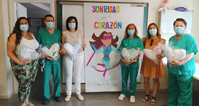 'Almohadas del corazón' para el servicio de Ginecología del Hospital Universitario de Guadalajara y a su sección de Oncología Ginecológica