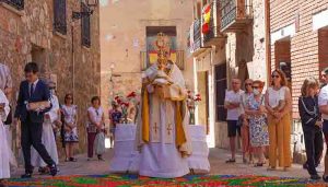 Almonacid de Zorita celebra Corpus Christi dos años después