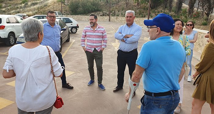 Brihuega estrena un aparcamiento disuasorio de 56 plazas construido con fondos de la Diputación 1 Brihuega estrena un aparcamiento disuasorio de 56 plazas construido con fondos de la Diputación