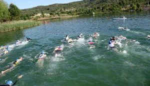Casi 300 acuatletas en el recuperado tras la pandemia acuatlón Dani Molina
