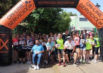 Cerca de 900 niños y niñas de la Manchuela conquense corren y bailan a beneficio de la ELA Cerca de 900 niños y niñas de la Manchuela conquense corren y bailan a beneficio de la ELA
