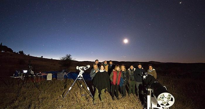 Cogolludo disfrutó la Noche de San Juan bajo el manto de las estrellas