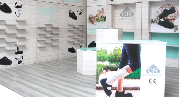 Cómo decorar una feria y hacer destacar un negocio con material de merchandising