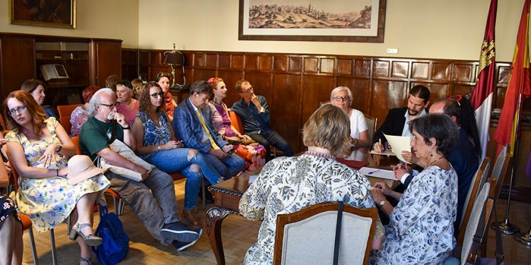 Constituida la Red Europea de Lugares y Ciudades de Cuento, liderada por el Seminario de Literatura, con sede en Guadalajara