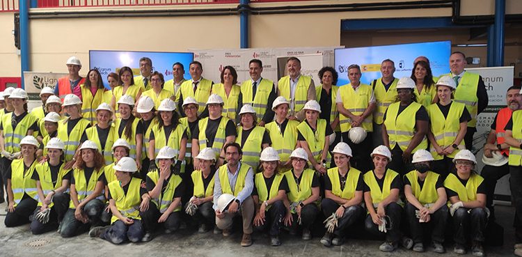 Cuenca acoge el primer gran proyecto público-privado para incorporar a la mujer en la construcción en la España vaciada 1 Cuenca acoge el primer gran proyecto público-privado para incorporar a la mujer en la construcción en la España vaciada
