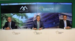 Eurocaja Rural suscribe un convenio con la D.O.P. Montes de Toledo para respaldar su actividad incentivando la promoción del aceite de oliva