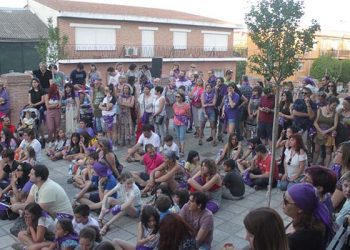 El 8 de julio, IV Marcha Violeta de Cabanillas, con escenas teatralizadas y un desfile reivindicativo, bajo el lema «Cambia el cuento»