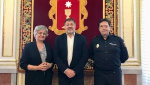 El alcalde de Cuenca y el nuevo comisario de Policía Nacional destacan la importancia de la colaboración entre ambas instituciones