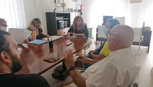 El Ayuntamiento de Villanueva de la Torre ya tiene quien se encargue de las colonias de gatos callejeros